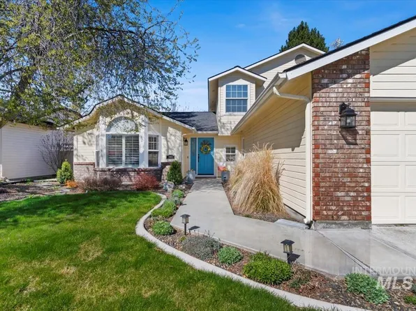 11802 W Patrina Dr, Boise, ID 83713