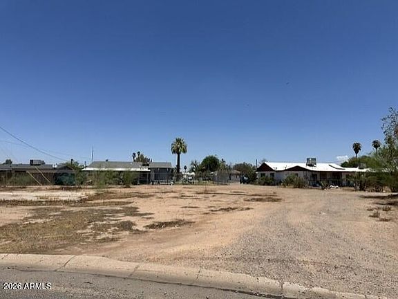 3rd image of 610 W Wilson Place #14