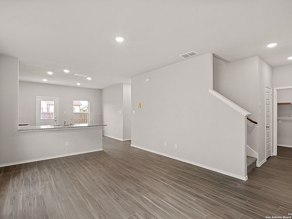 2nd image of 2420 Dino Drive