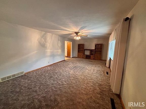 5th image of 700 S Sharon Ave