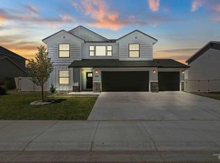 530 W Screech Owl Dr, Kuna, ID 83634