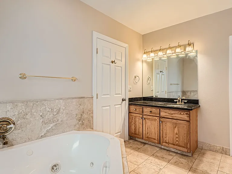 Main Bathroom