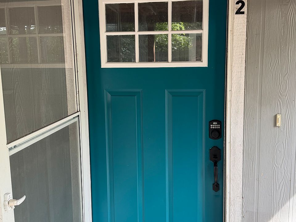 1st image of 400 Centre St #102