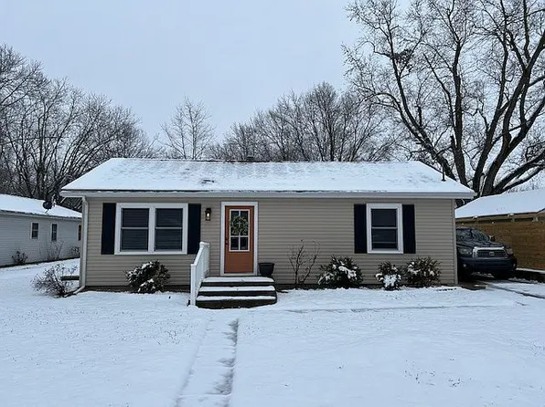 225 S State St, Markleville, IN 46056