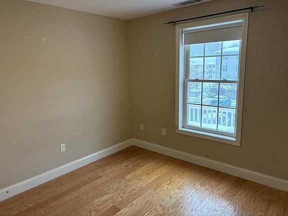 5th image of 14 Crestview Circle #160