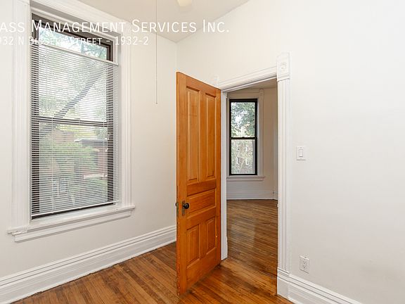 5th image of 1932 N Bissell St #2