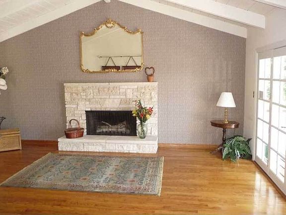 French doors to side deck