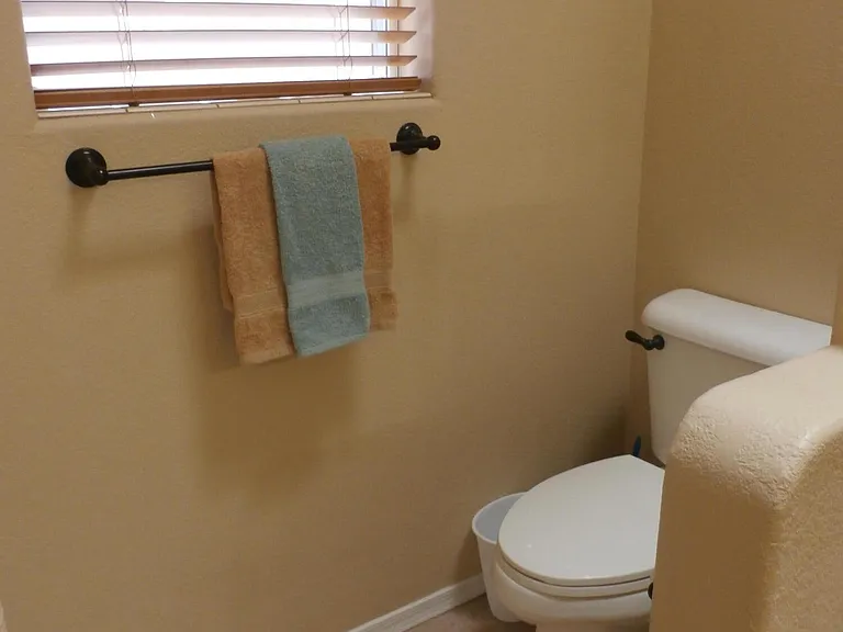 2304 Buckingham Blvd — Photo 20