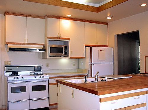 5th image of 921 D St
