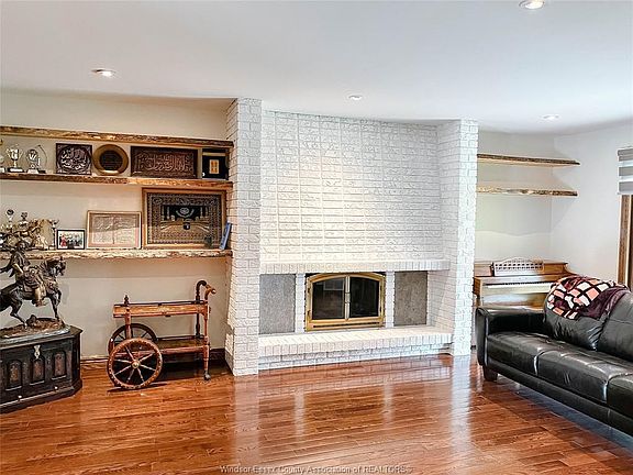 4th image of 2435 Glenwood Ave