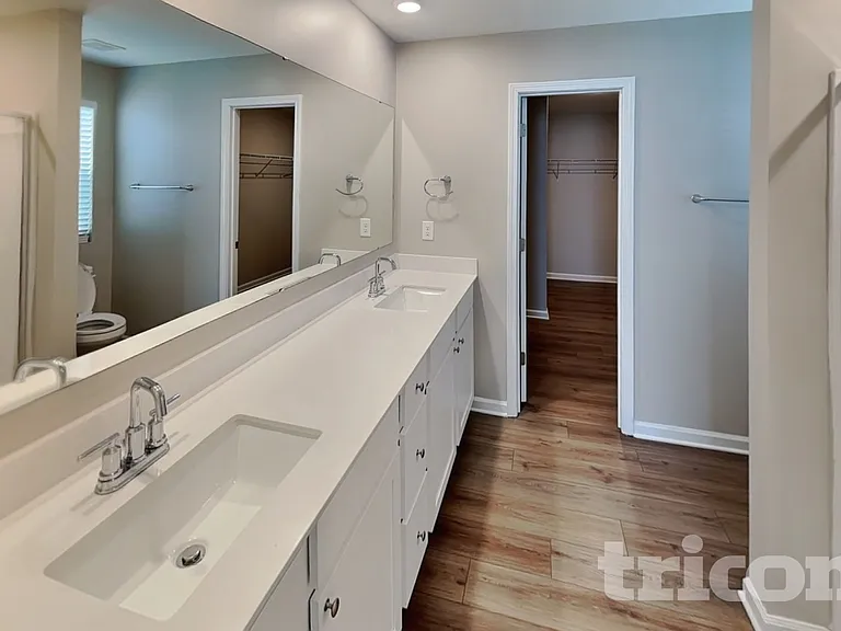2503 Trollinger Dr — Photo 9