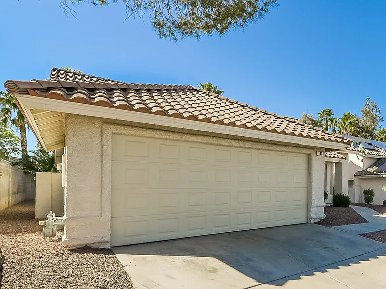 132 Park Ridge Ln — Photo 3