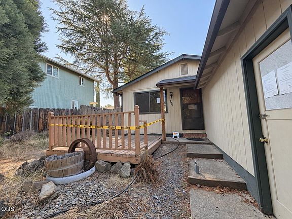 3rd image of 181 Southridge Way