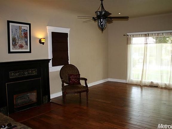 5th image of 211 Elmwood Ave