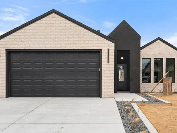 616 E 15th St, Wolfforth, TX 79382