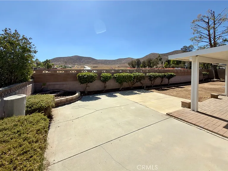 28461 Portsmouth Dr — Photo 16