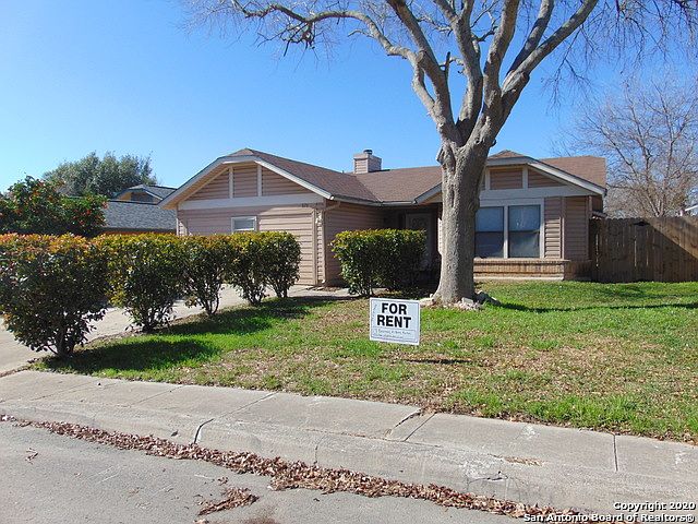 1st image of 371 Cypressway Dr