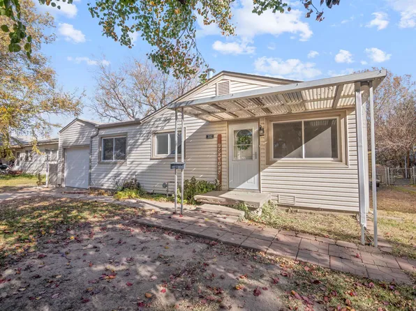 3502 S Vine St, Wichita, KS 67217
