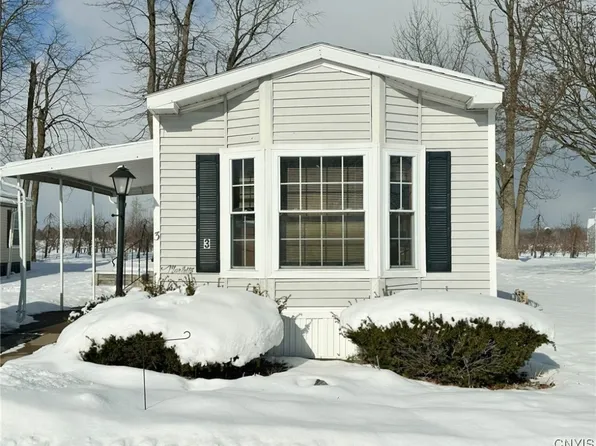 3 Apple Grv, New Hartford, NY 13413