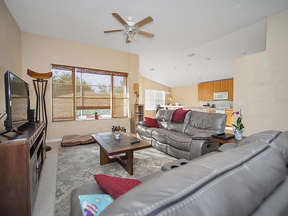 5th image of 3600 Deer Lakes Dr