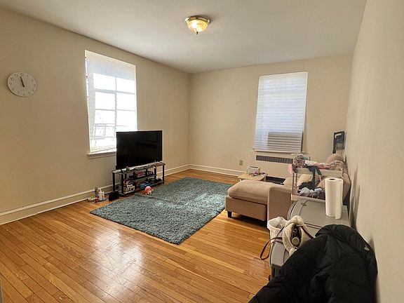 2nd image of 87 Longwood Ave #1F