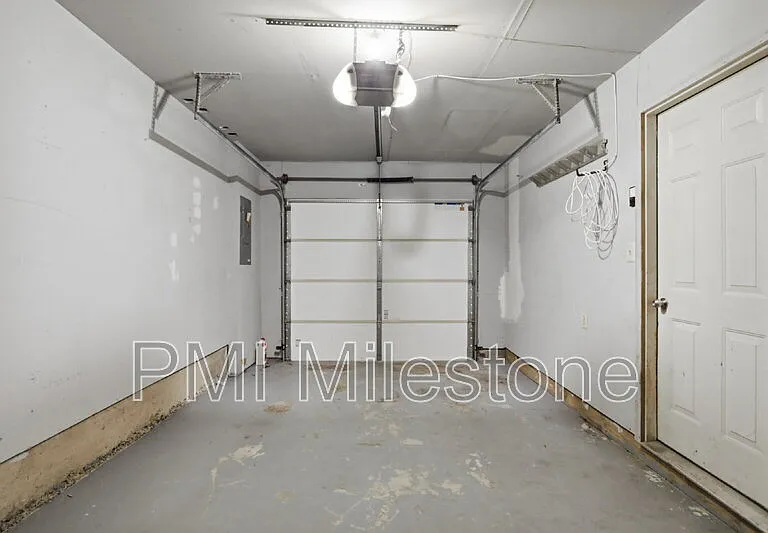 6581 Ewald Ct — Photo 39