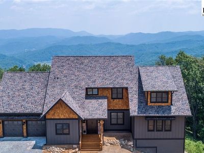 365 Falcon View Drive, Banner Elk, NC, 28604