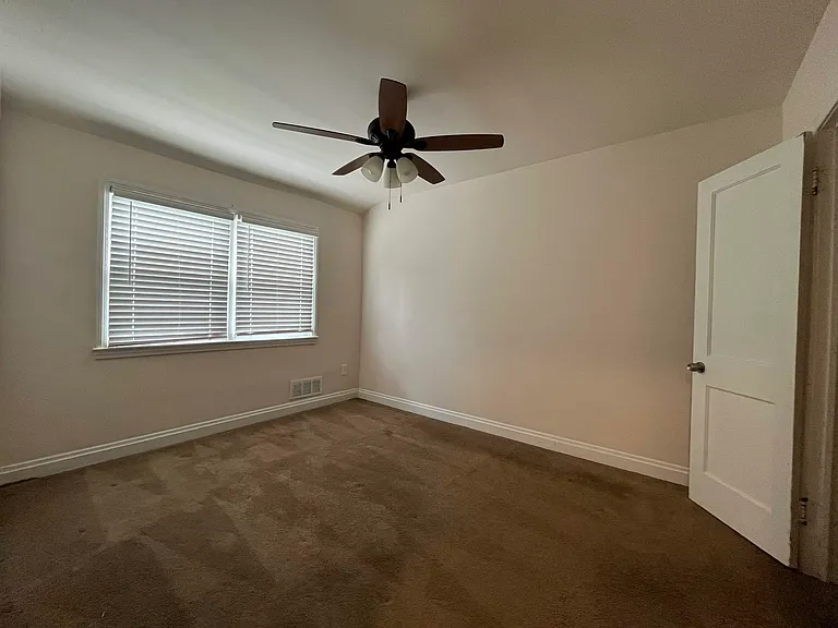1864 Yakona Rd — Photo 7