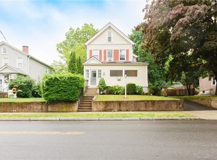 141 Ramsdell St, New Haven, CT 06515