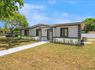 13885 NW 5th Ave N, Miami, FL 33168