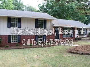 6187 Hickory Dr, Forest Park, GA 30297