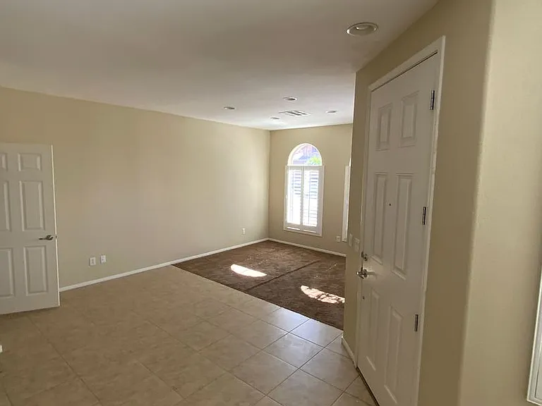 758 Rise Canyon Dr — Photo 3
