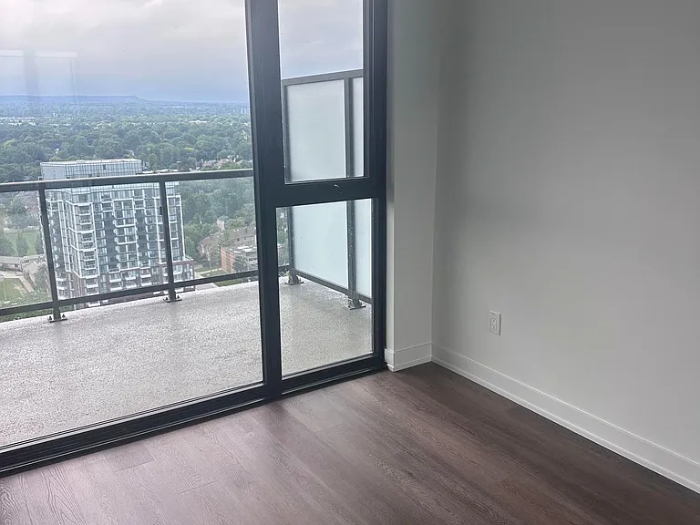 2075 Lakeshore Rd #2211 — Photo 7