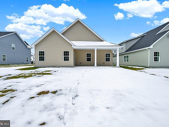 5th image of 211 Pathfinder Cir