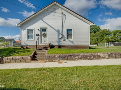 120 Danville Ave, Bristol, VA, 24201