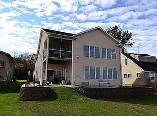 26054 S Wind Lake Rd, Wind Lake, WI 53185