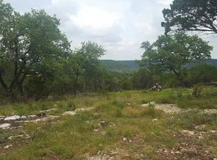 1140 Regina Dr, Canyon Lake, TX 78133