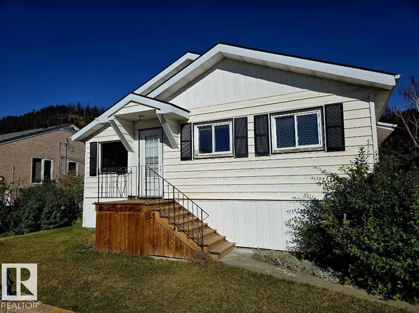 814 Turret St, Jasper, AB T0E 1E0