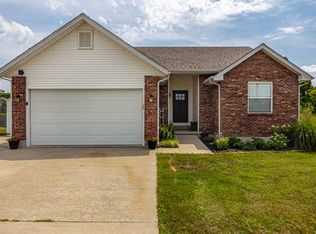 4034 N Creasy Springs Rd, Columbia, MO 65202