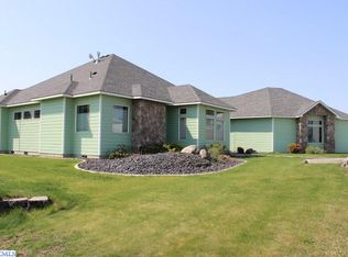 301 Sunset Loop, Pasco, WA 99301