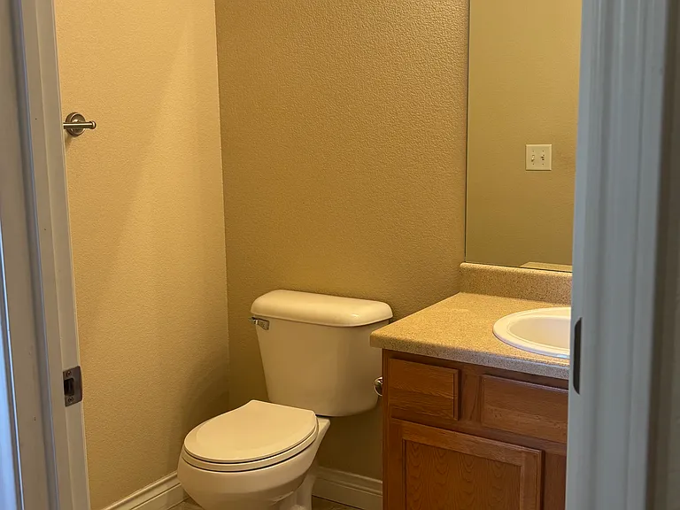 5823 New Crossings Point — Photo 13