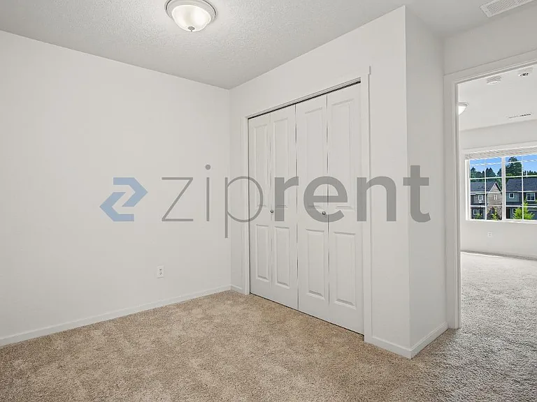 1900 NE 117th Ct — Photo 18