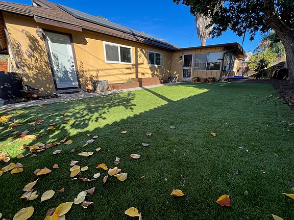 3rd image of 5089 Ella Ln