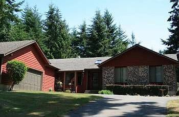1st image of 3307 63rd Ave NW
