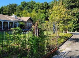 435 Johnson Ferry Rd NW, Sandy Springs, GA 30328