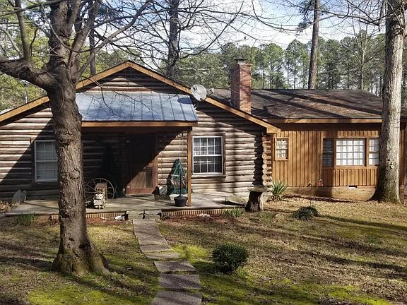 Remodeled log home with modern conveniences 