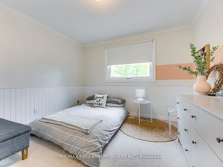 1239 White Ln — Photo 25