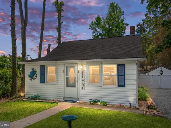 800 Elkins St, Colonial Beach, VA 22443