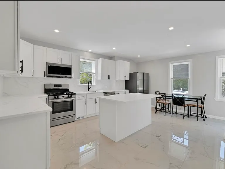 63 Albertina St — Photo 1