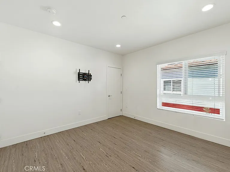 4461 Tujunga Ave #102 — Photo 28
